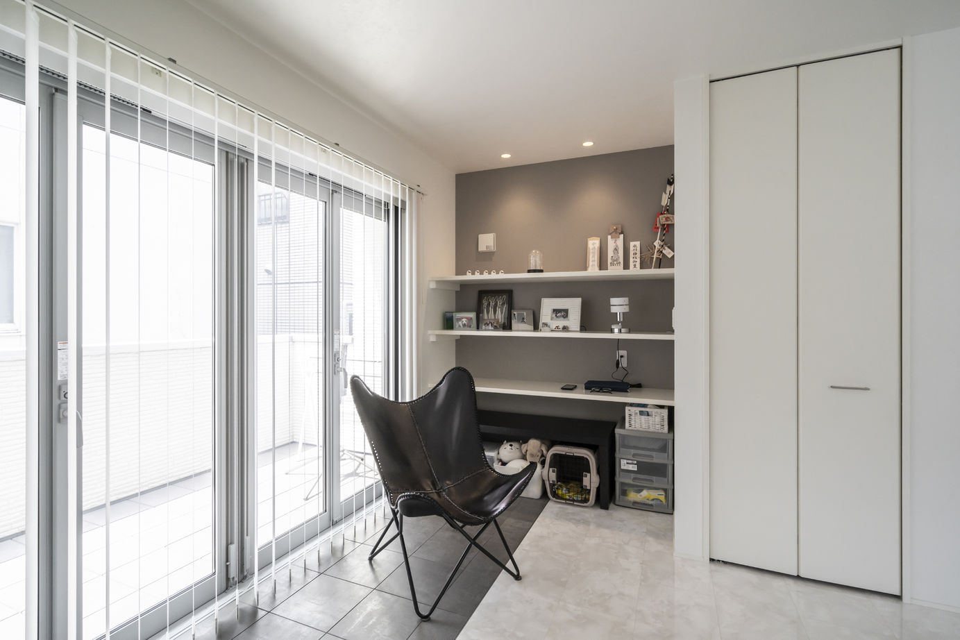 アキュラホーム（AQ Group） 【3000万円台/60坪/間取り有/3階】三世帯が心地よくつながる、ホテルのようにスタイリッシュな3階建て住宅の建築実例画像4