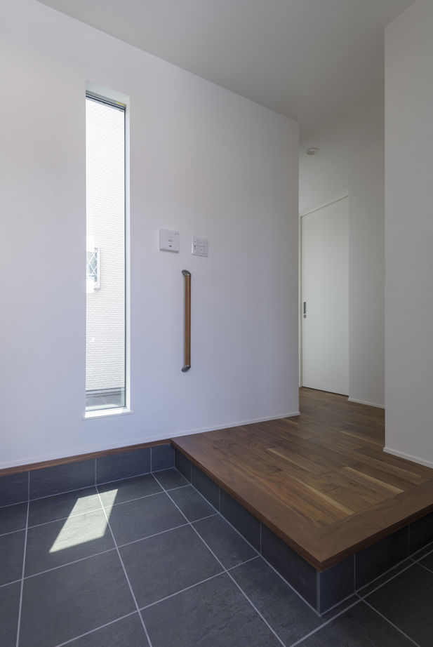 アキュラホーム（AQ Group） 【3000万円台/60坪/間取り有/3階】三世帯が心地よくつながる、ホテルのようにスタイリッシュな3階建て住宅の建築実例画像10