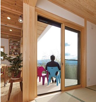 かみえ工務店 【1500万円～2000万円／大阪府富田林市】自然素材のあったか木の家　高台バルコニーで飲むコーヒーが最高の建築実例画像3