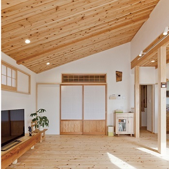 かみえ工務店 【1500万円～2000万円／大阪府富田林市】自然素材のあったか木の家　高台バルコニーで飲むコーヒーが最高の建築実例画像4