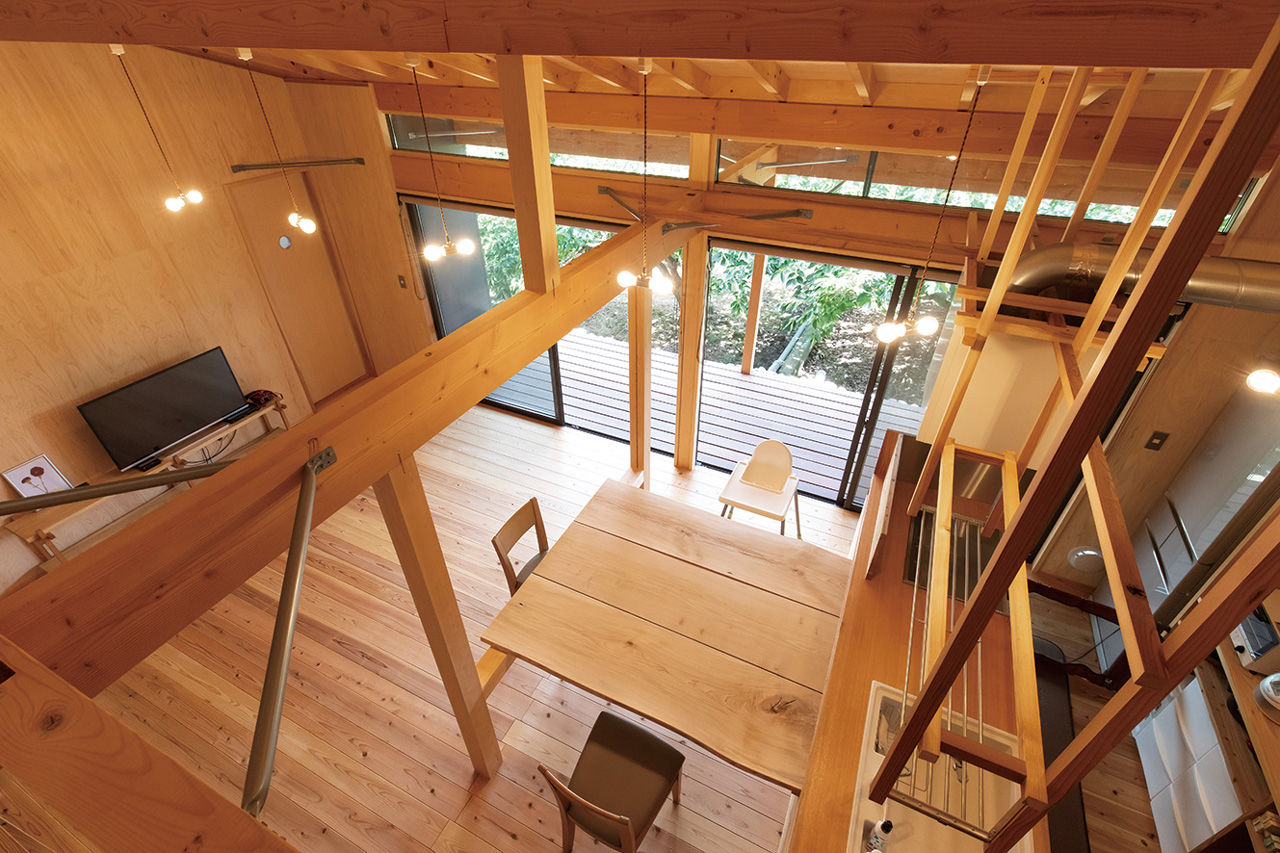 かみえ工務店 【1000万円台】無垢の味わいを存分に。建築家とコラボしたビルトインガレージのある平屋の建築実例画像5