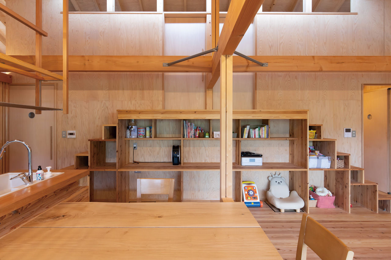 かみえ工務店 【1000万円台】無垢の味わいを存分に。建築家とコラボしたビルトインガレージのある平屋の建築実例画像6