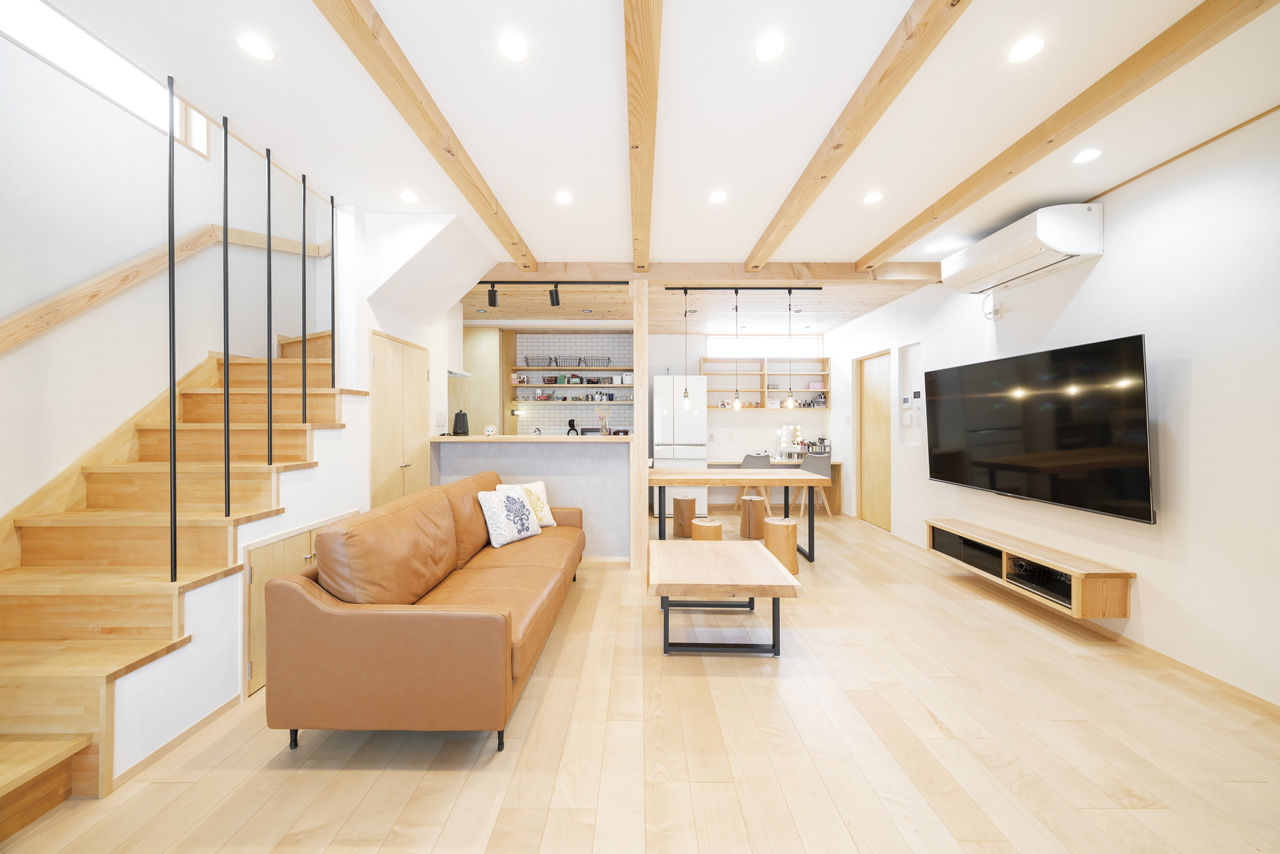 かみえ工務店 【1000万円台】無垢×アイアンコーデがオシャレ。洗濯動線が便利な２階セカンドリビングが新鮮の建築実例画像3