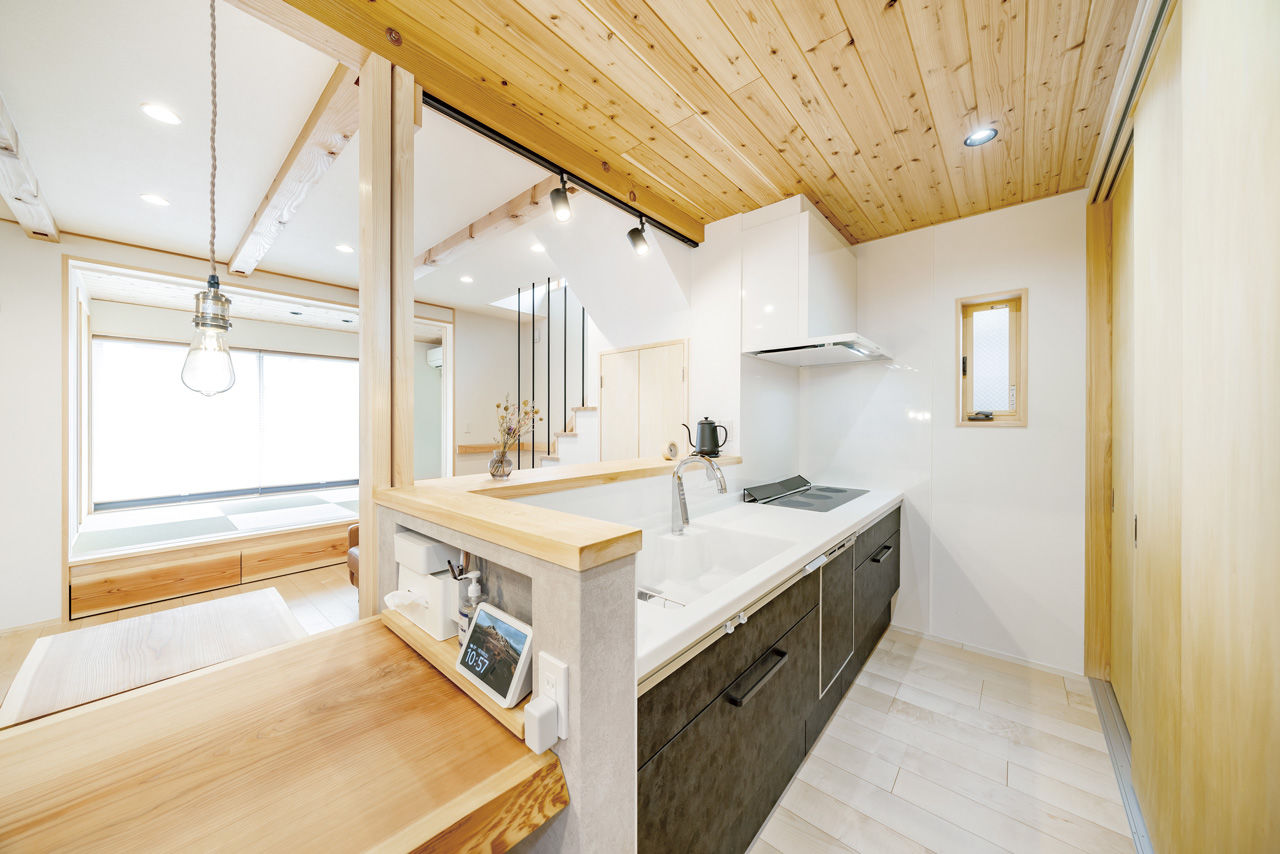 かみえ工務店 【1000万円台】無垢×アイアンコーデがオシャレ。洗濯動線が便利な２階セカンドリビングが新鮮の建築実例画像6