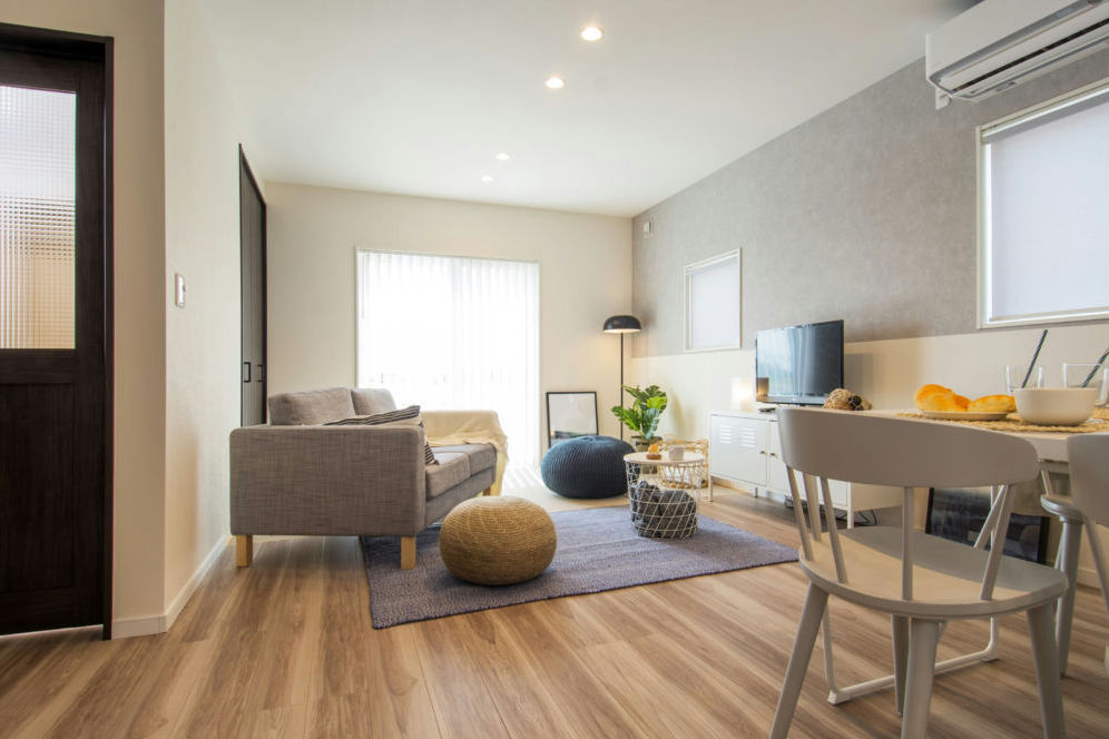 プラネットホーム 毎日を楽しむお気に入りのデザイン。優しいモノトーンでまとめた北欧調の住まいの建築実例画像1