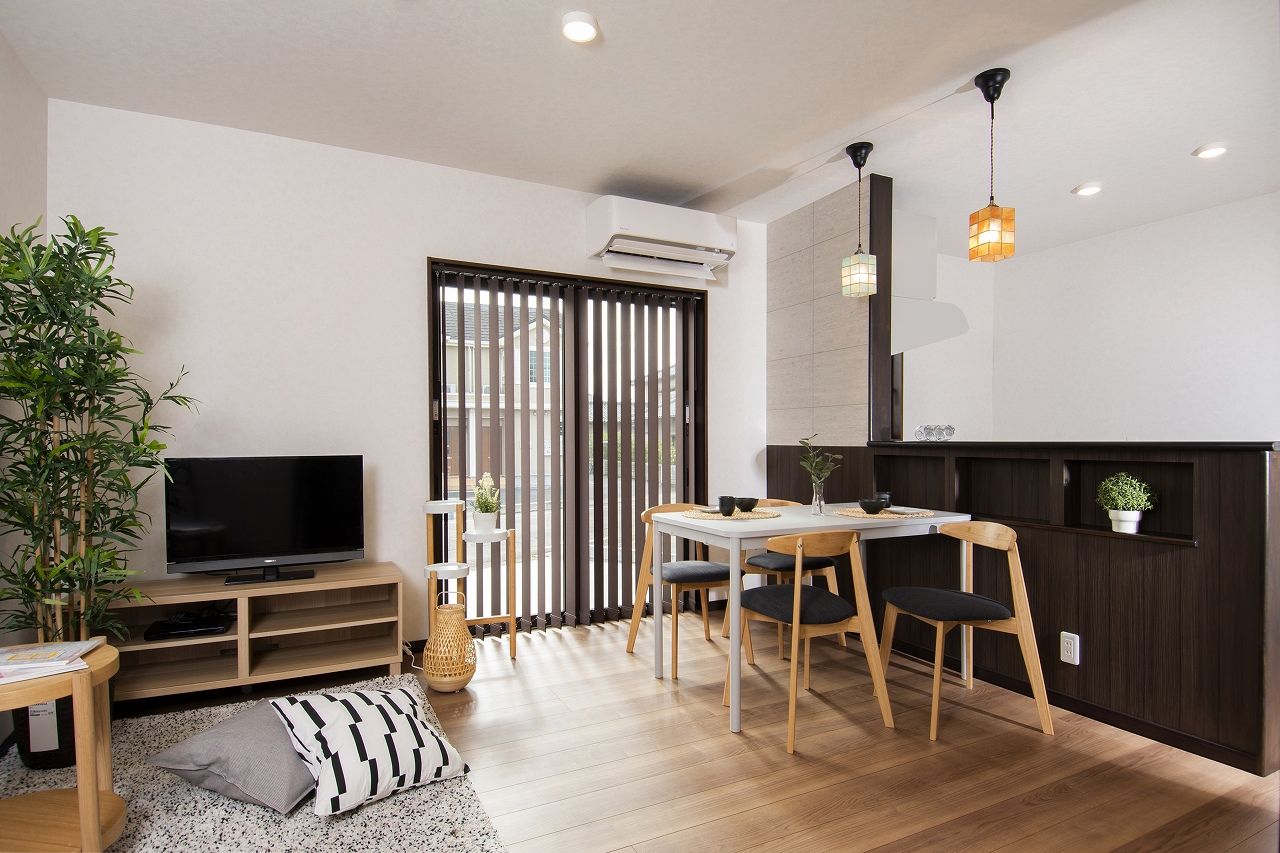 プラネットホーム 使い勝手が良い可変性のある間取りとシンプルなデザイン。長く安心して暮らせる和モダンスタイルの平屋の建築実例画像4