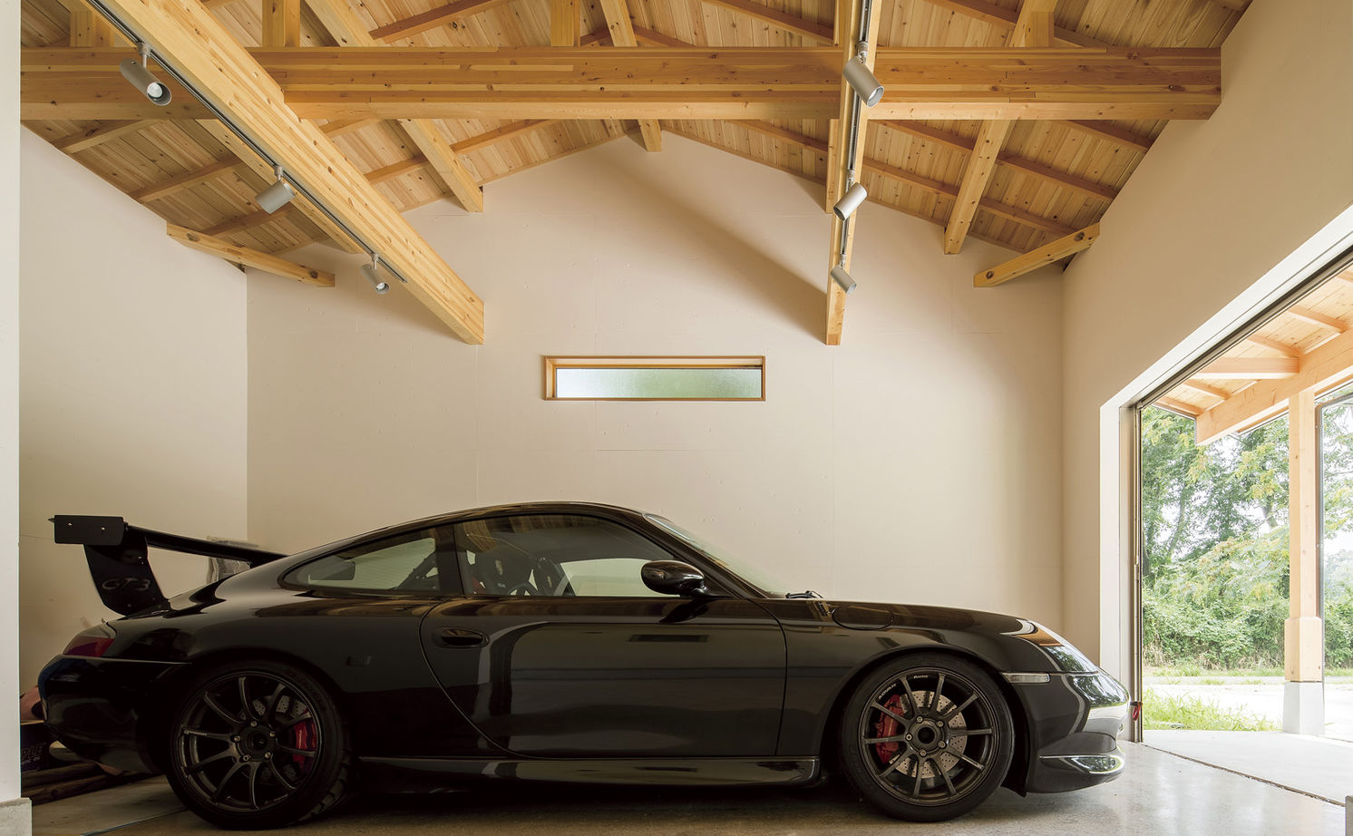 Azuma(吾妻建築店) 【2000万円～2500万円/31.6坪】愛する車をひとつ屋根の下に　『和』の美意識が生きる平屋の建築実例画像5