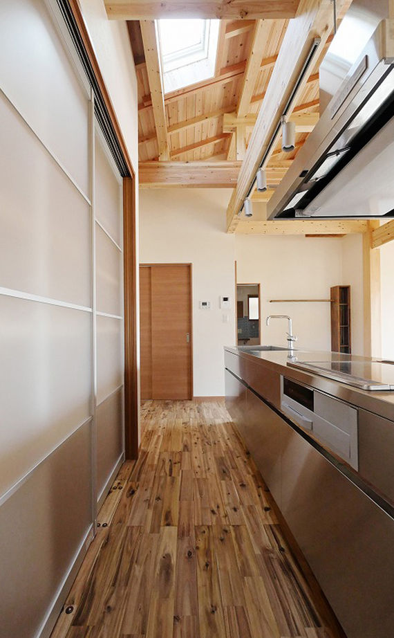 Azuma(吾妻建築店) 【2000万円～2500万円/31.6坪】愛する車をひとつ屋根の下に　『和』の美意識が生きる平屋の建築実例画像8