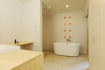 Azuma(吾妻建築店) 【2000万円～2500万円/43.3坪】季節を楽しみ　自然と共生する家の建築実例画像8