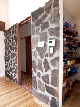 Azuma(吾妻建築店) 【2500万円～3000万円/37.5坪】大切に育てた野菜に注ぐ太陽　青空と庭を眺める特別な日常を感じる平屋の建築実例画像5