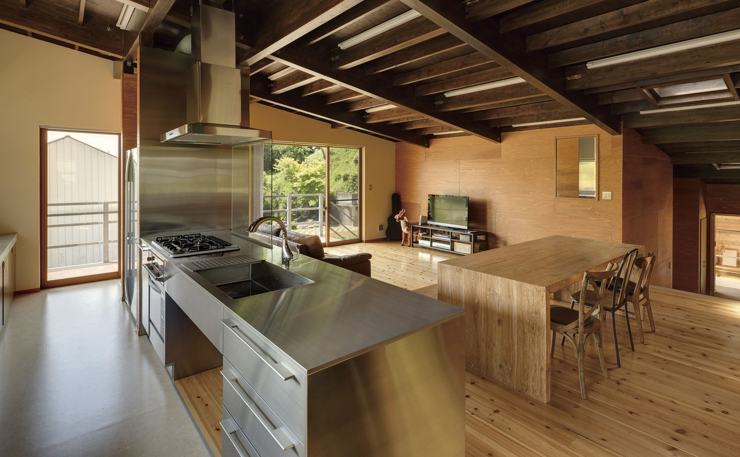 Azuma(吾妻建築店) 【3000万円～3500万円/59.4坪】美しく変化する素材を愉しみ、パノラマ絶景を日常にする家の建築実例画像4