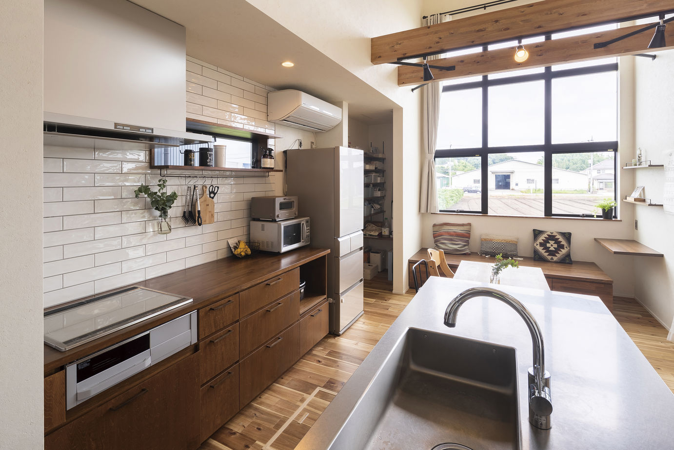 Azuma(吾妻建築店) 【2500万円～3000万円/36.4坪】光溢れるリビングで豊かな毎日の建築実例画像4