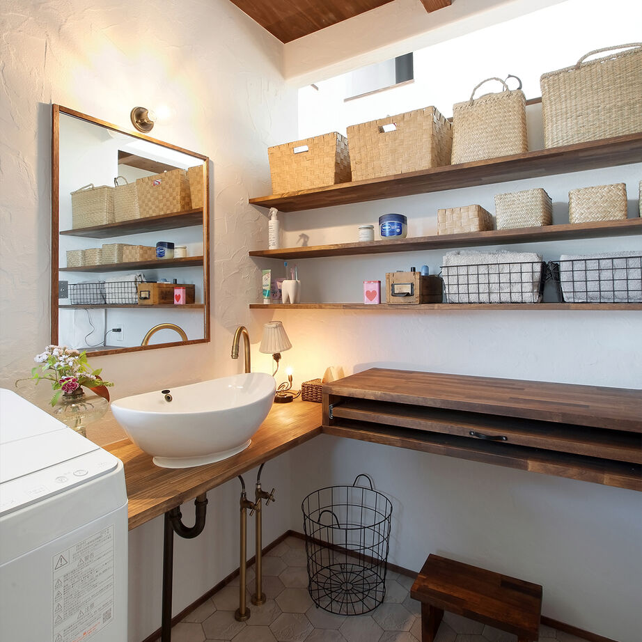 Azuma(吾妻建築店) 【4000万円～】そこにいるだけで落ち着けるアンティークな自然素材の家の建築実例画像6