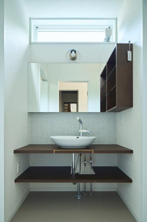 Tamada工房 【平屋風/1.5階建/家事動線/風通しのいい】人の導線と風の通りを考えたシンプルモダンな家の建築実例画像6