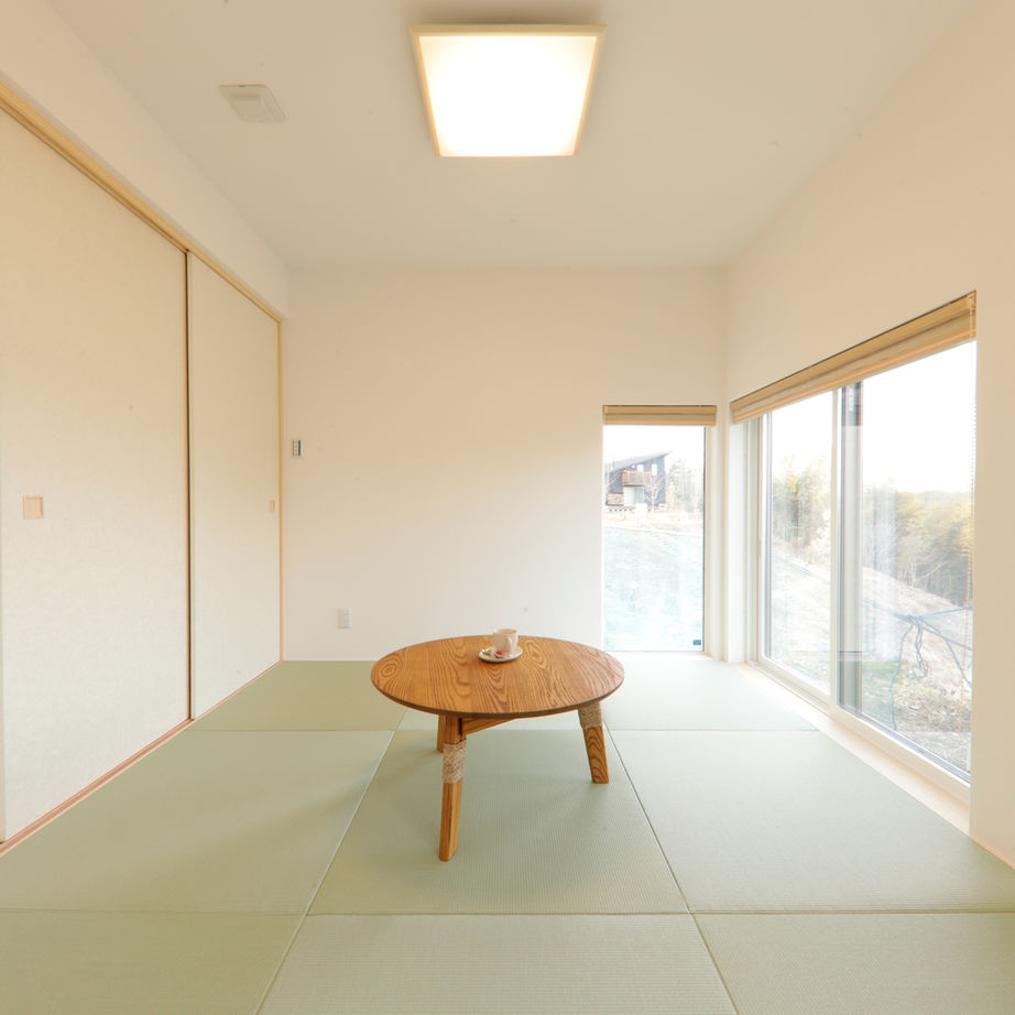 ゆめすみか（吉村一建設） 【兵庫県】ウッドデッキがふたつも！緑豊かな借景を活かした薪ストーブのある家の建築実例画像9