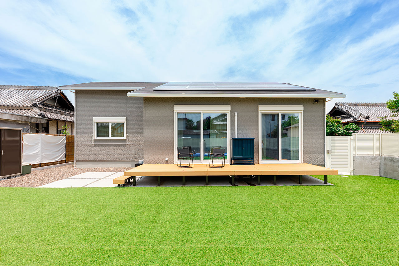 ゆめすみか（吉村一建設） 【大阪/ダブル断熱】勾配天井で広がりを生み出した、家族がのびのびと過ごせる平屋の建築実例画像