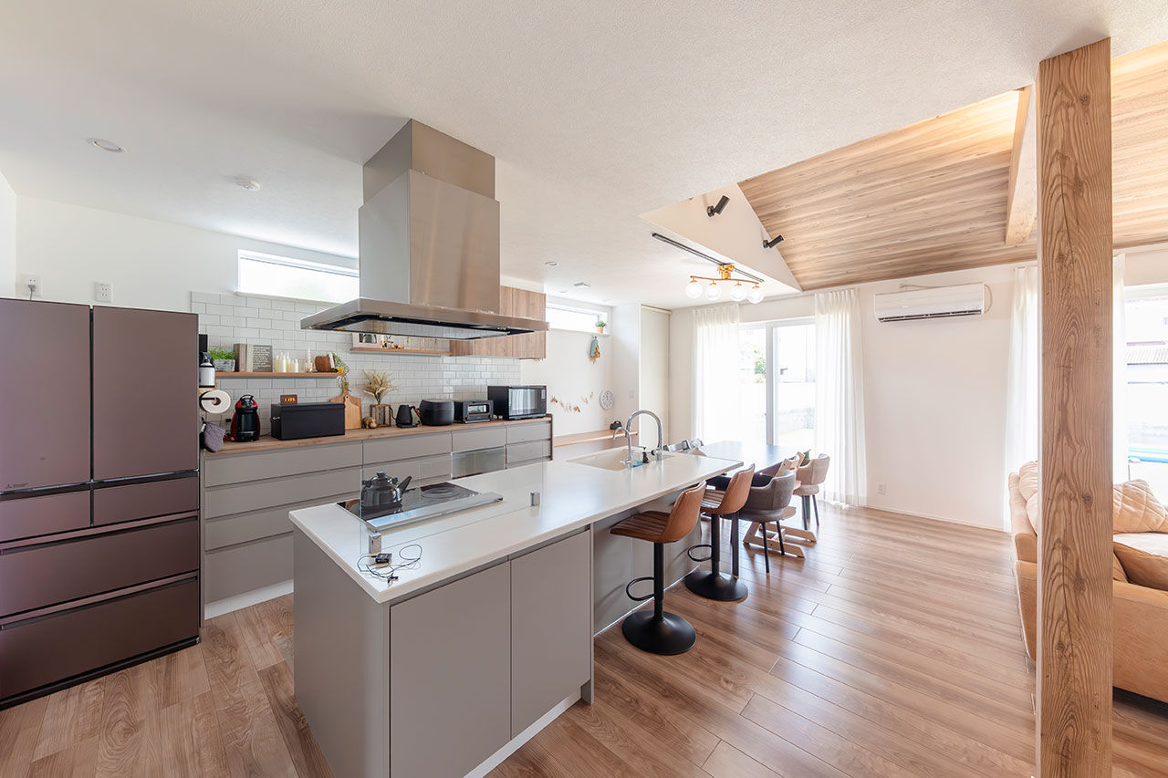 ゆめすみか（吉村一建設） 【大阪/ダブル断熱】勾配天井で広がりを生み出した、家族がのびのびと過ごせる平屋の建築実例画像4