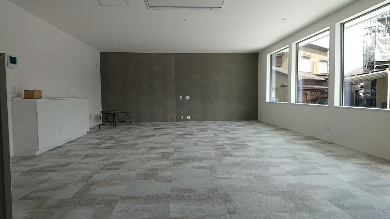 本間工務店 【船橋市/2000万円台/間取り有】家族6人が快適に暮らせる工夫が詰まったシンプルでホテルライクな住まいの建築実例画像2