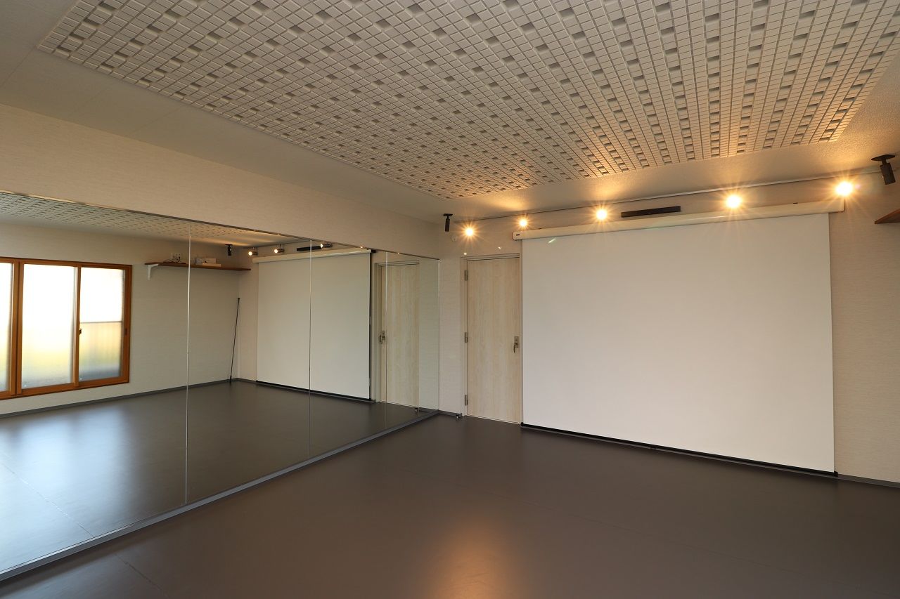 本間工務店 【市川市/4000万円台～/ZEH/防音スタジオ】趣味も家族団欒も叶う理想の空間。バリアフリー設計で快適な生活の建築実例画像4