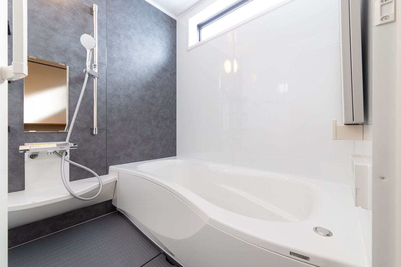 本間工務店 【千葉市/2階リビング/2000万円台】大きなバルコニー付きのリビングで、開放的な暮らしを楽しむの建築実例画像19