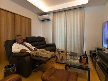 百年住宅 【豊川市｜鉄筋コンクリート造】耐震性と低ランニングコストが決め手に。趣味の映画を楽しむ安心の平屋の建築実例画像2