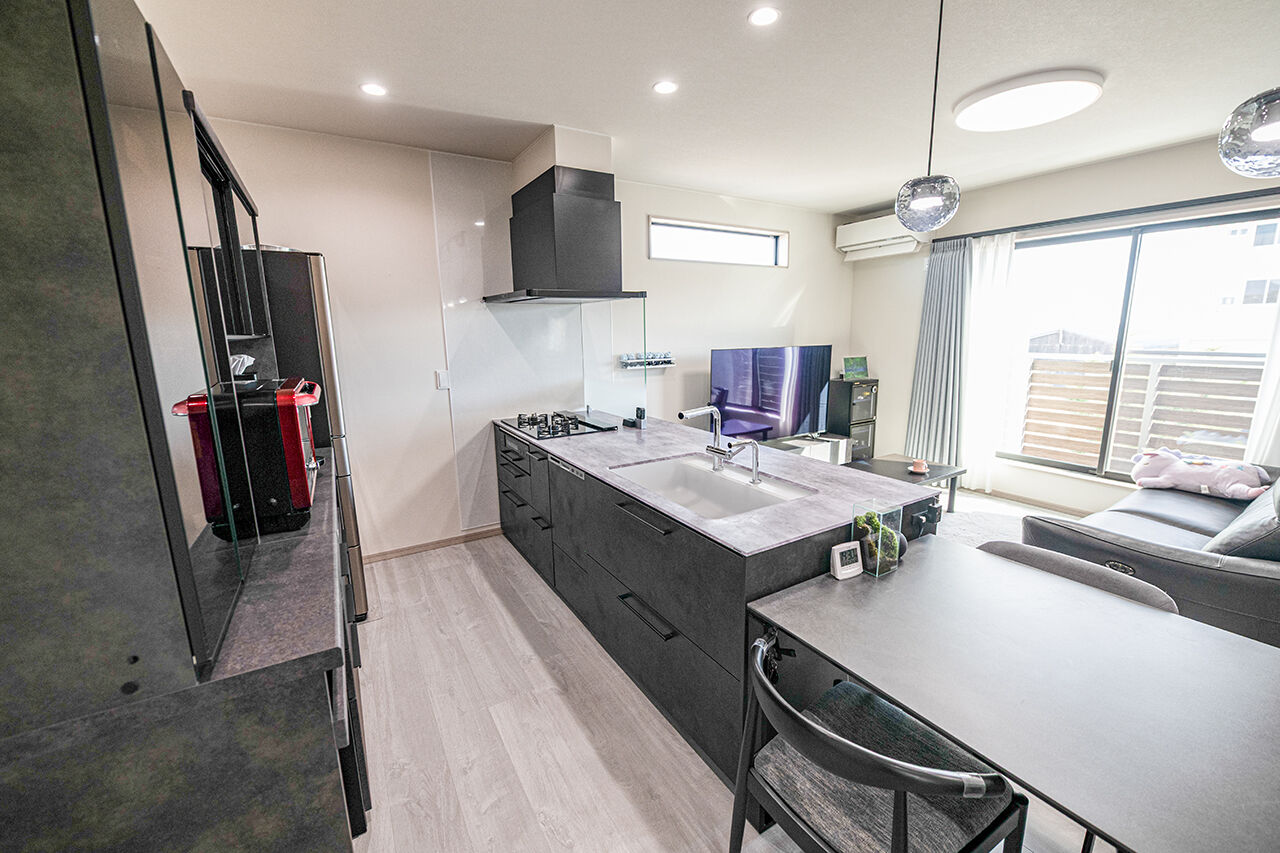 百年住宅 【静岡市｜鉄筋コンクリート造】海の眺望を重視！安全性も将来性も考慮した、海岸線に建つ2階リビングの家の建築実例画像4