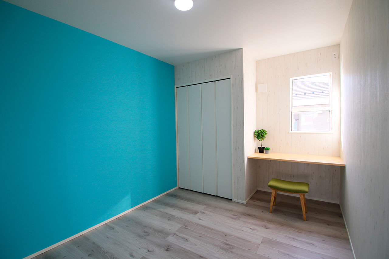 オーパス スタイル 【平屋/ビルトインガレージ/3LDK/30坪台】平屋でも開放的なリビングを実現！カリフォルニアスタイルの家 の建築実例画像9