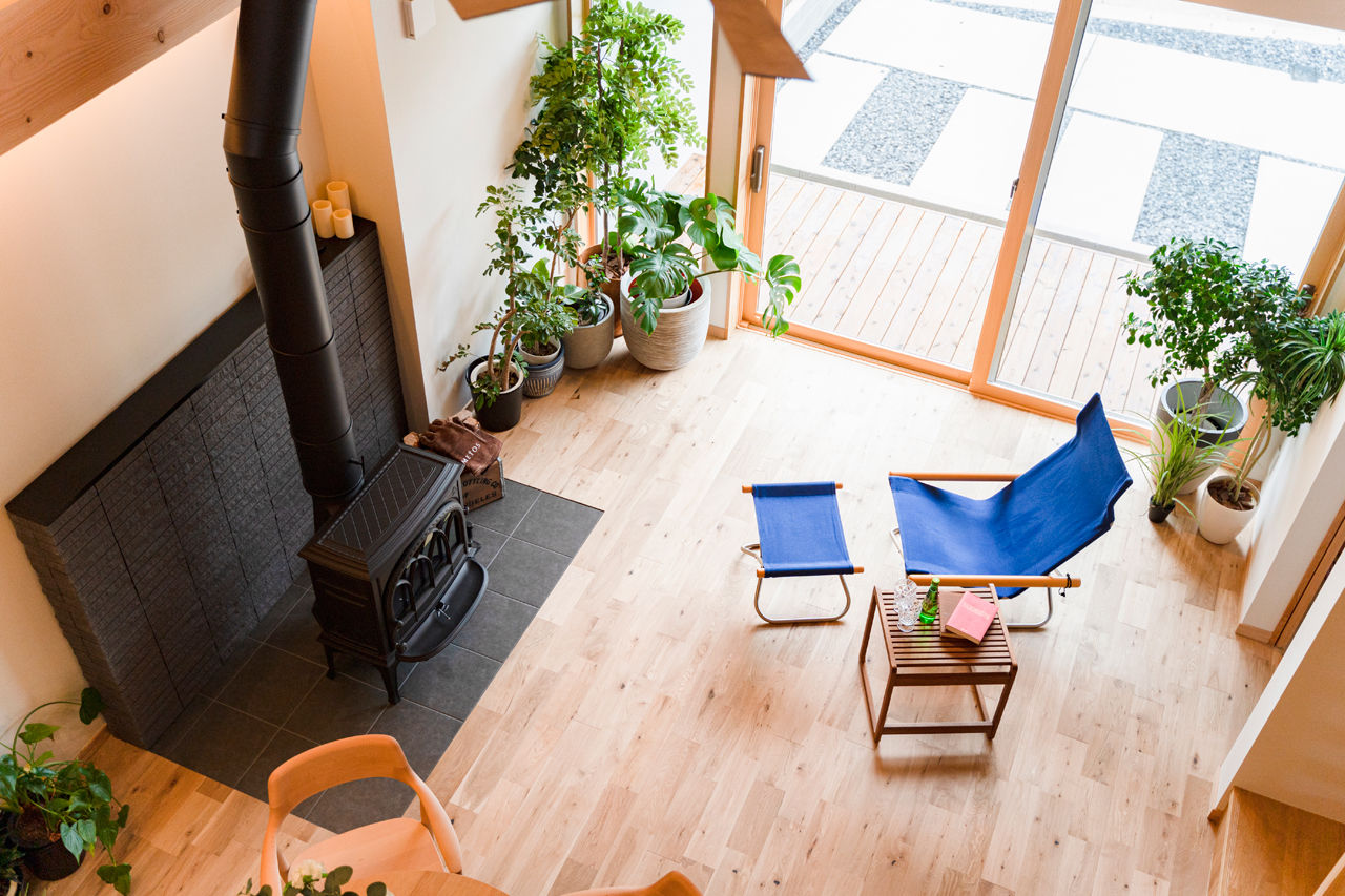 オーパス スタイル 【2000万円台/平屋風】木に囲まれた室内に薪ストーブ。アウトドア好きのための山小屋スタイルの家の建築実例画像5