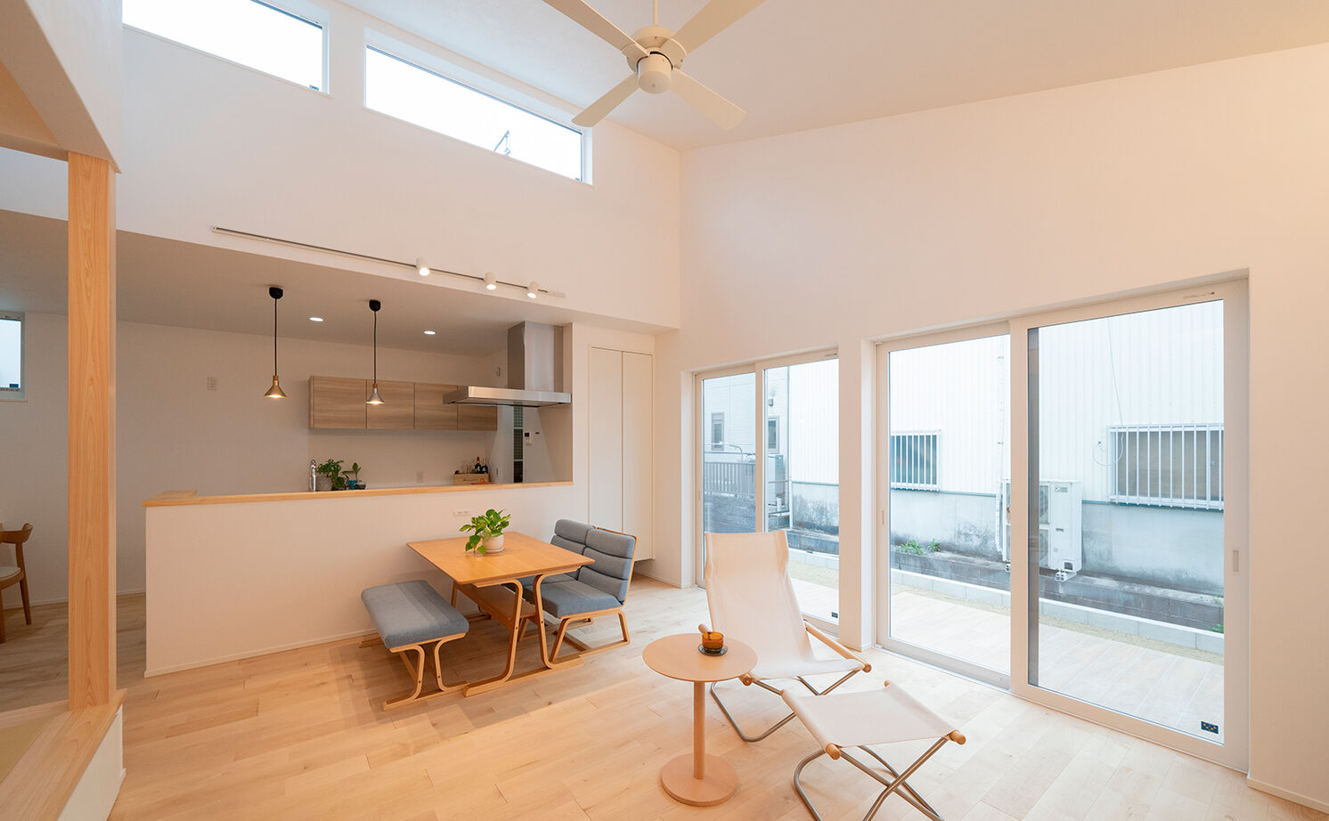 オーパス スタイル 【2000万円台/平屋/30坪台/理想の間取り】自然素材×和モダンなデザインが落ち着く平屋。オープンな間取りの建築実例画像3