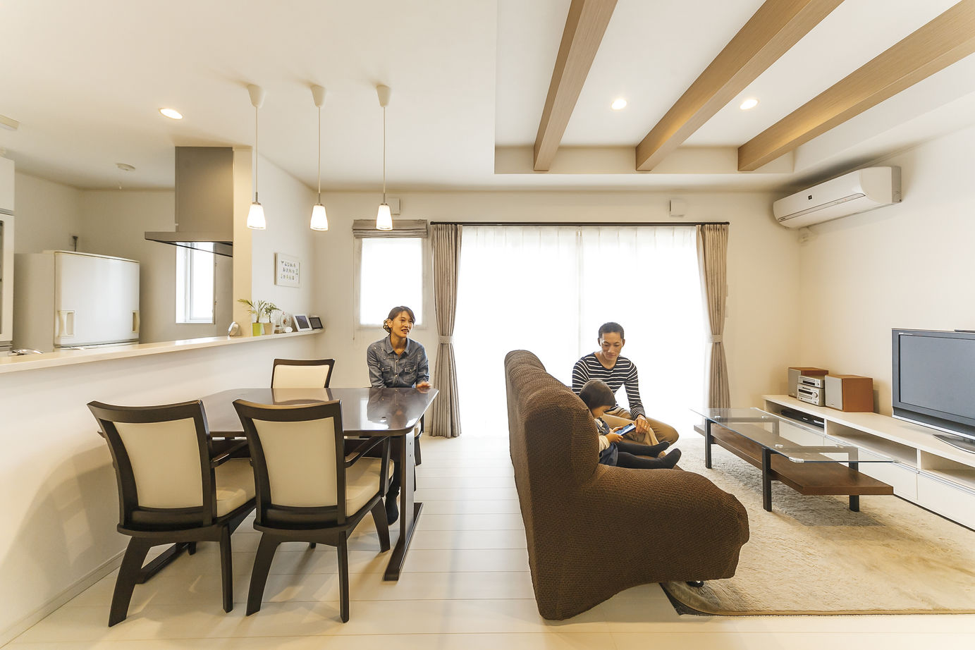 アイムの家　宮城 【本体1886万円・間取有】展示場が参考になった！アイデアをとりいれ、より自分たちらしい住まいが完成の建築実例画像2