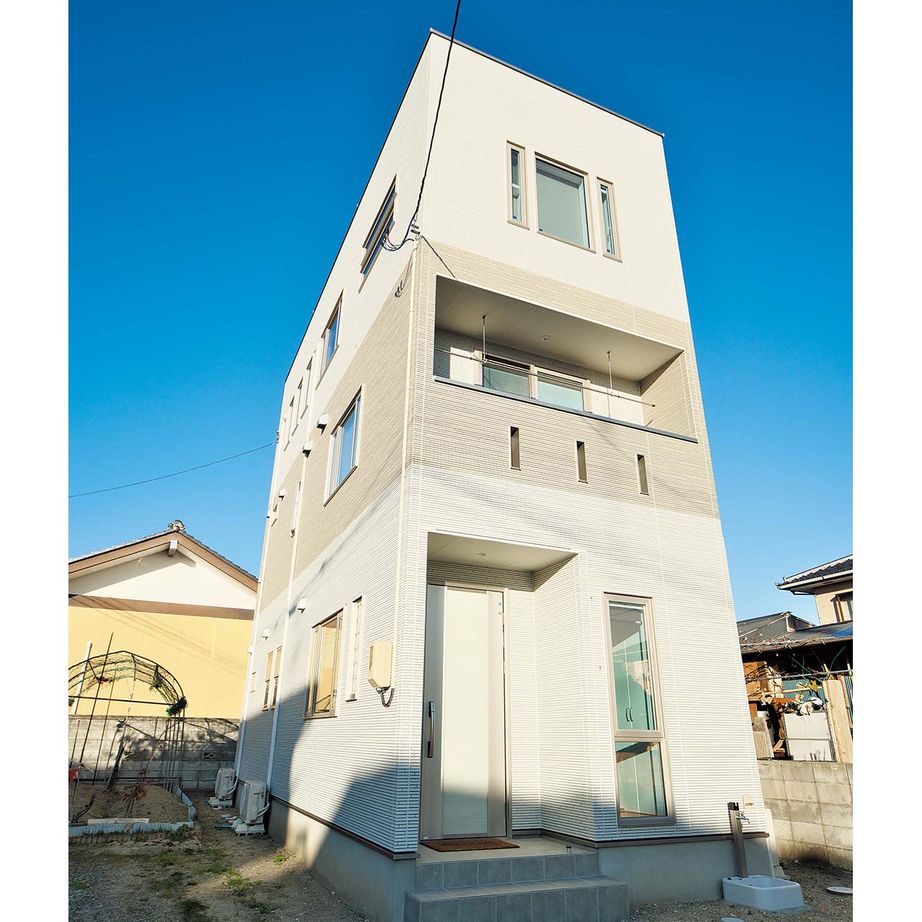 アイムの家　宮城 狭い敷地をフルに活かした、ゆったり住める3階建ての家の建築実例画像