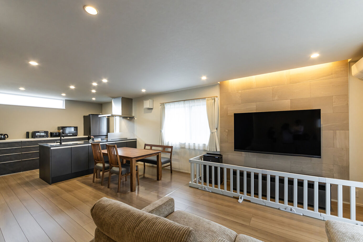 アイムの家　宮城 【2000～2500万円/間取り有】家事ラクな回遊動線や豊富な収納、ゆとりの空間で快適な暮らしを実現の建築実例画像