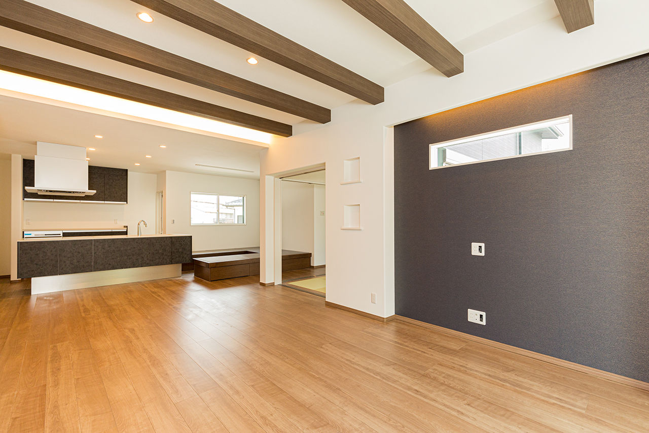 鬼丸ホーム 車を停めるだけが目的じゃない、遊び心のあるビルトインガレージがある暮らしの建築実例画像2