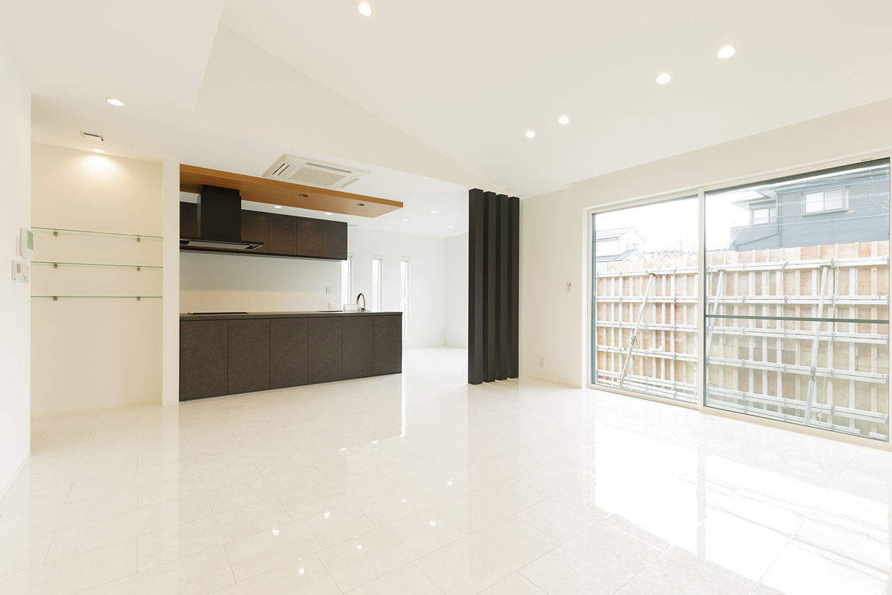 鬼丸ホーム 【平屋×ホテルライクなインテリア×29.3帖のLDK】家族の暮らしを大きく変える、憧れの平屋の建築実例画像3