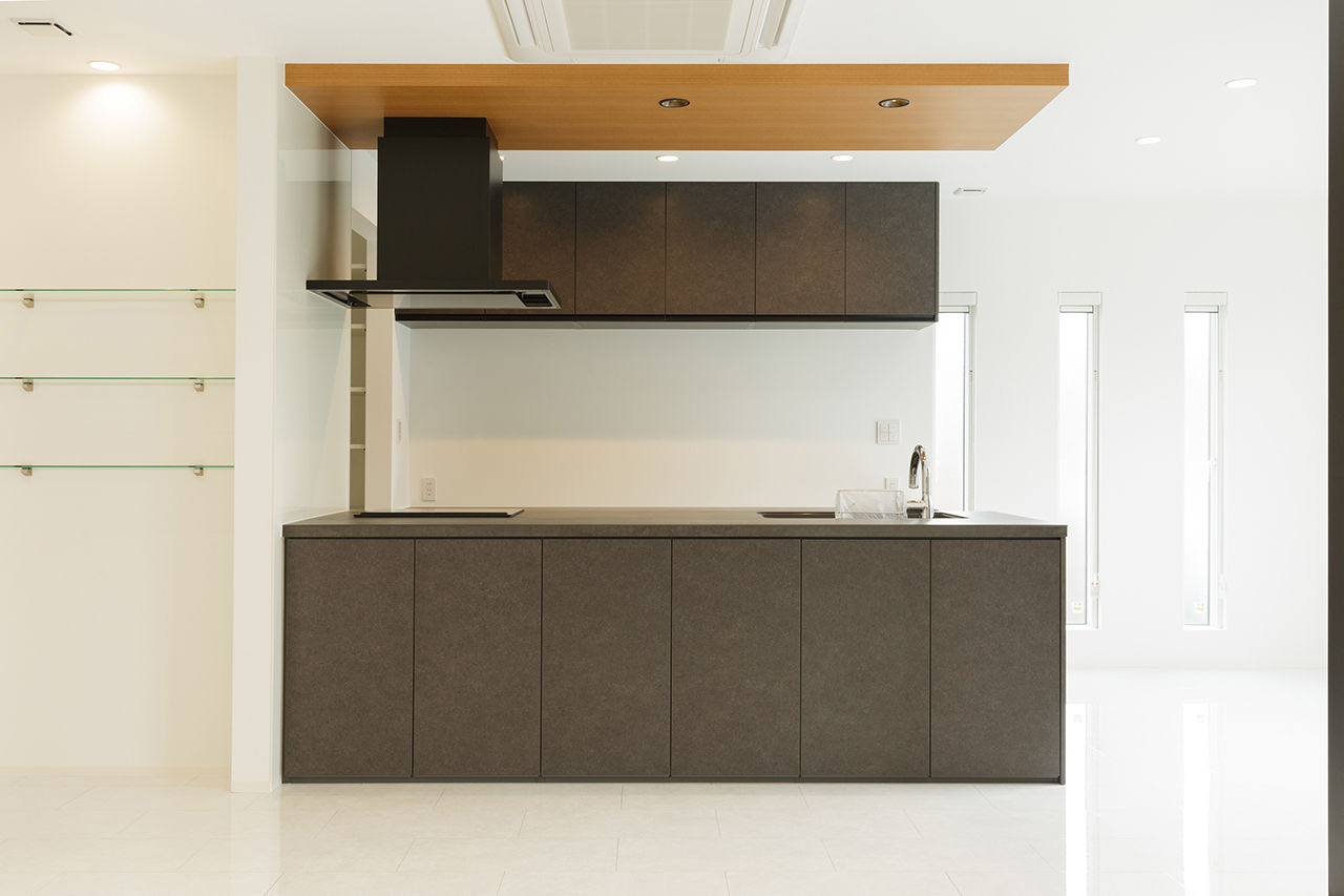 鬼丸ホーム 【平屋×ホテルライクなインテリア×29.3帖のLDK】家族の暮らしを大きく変える、憧れの平屋の建築実例画像4