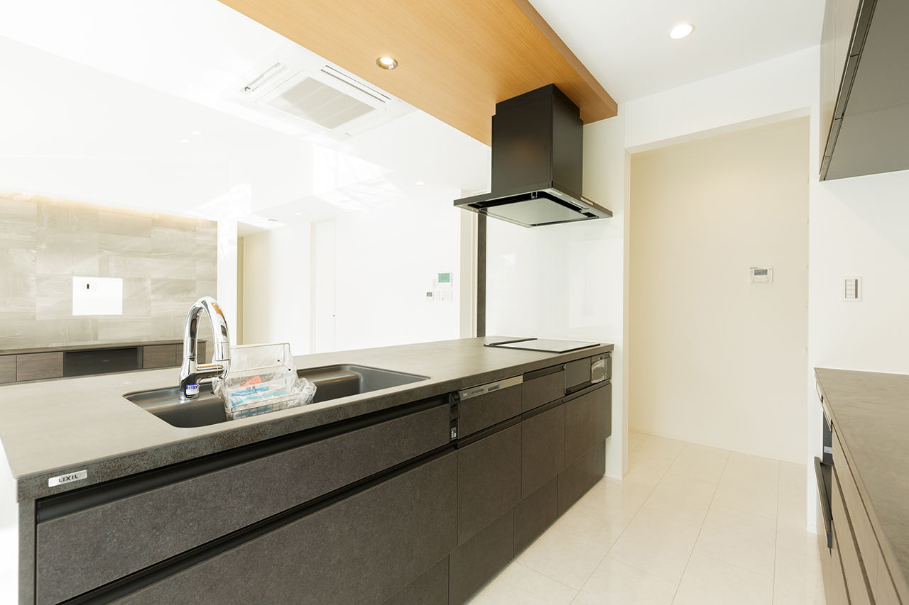 鬼丸ホーム 【平屋×ホテルライクなインテリア×29.3帖のLDK】家族の暮らしを大きく変える、憧れの平屋の建築実例画像5