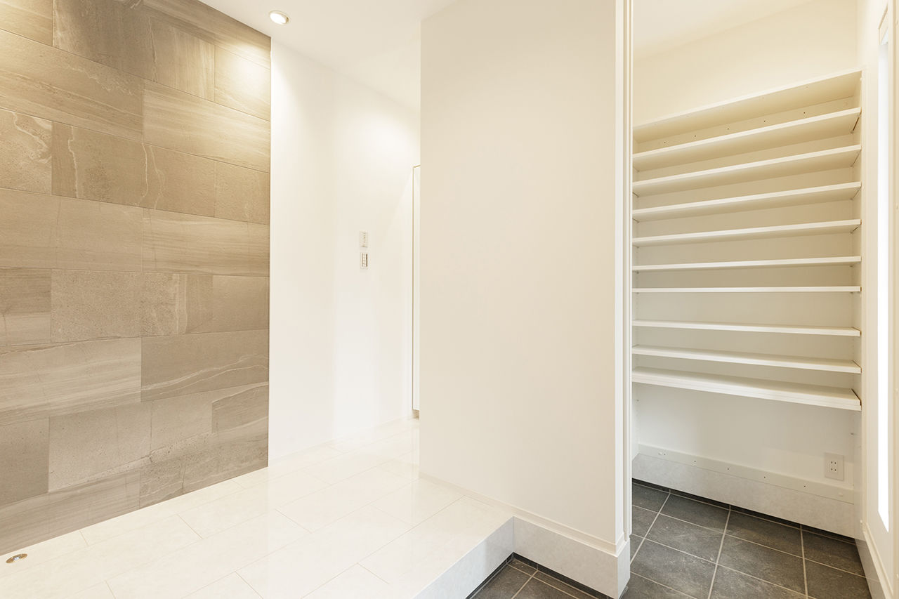 鬼丸ホーム 【平屋×ホテルライクなインテリア×29.3帖のLDK】家族の暮らしを大きく変える、憧れの平屋の建築実例画像7