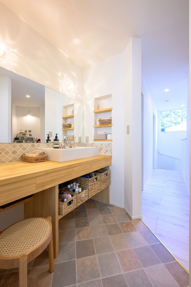 オールハウジング ゆっくり時が流れるプロヴァンススタイル　自分らしく、ゆったりとした空間にの建築実例画像7