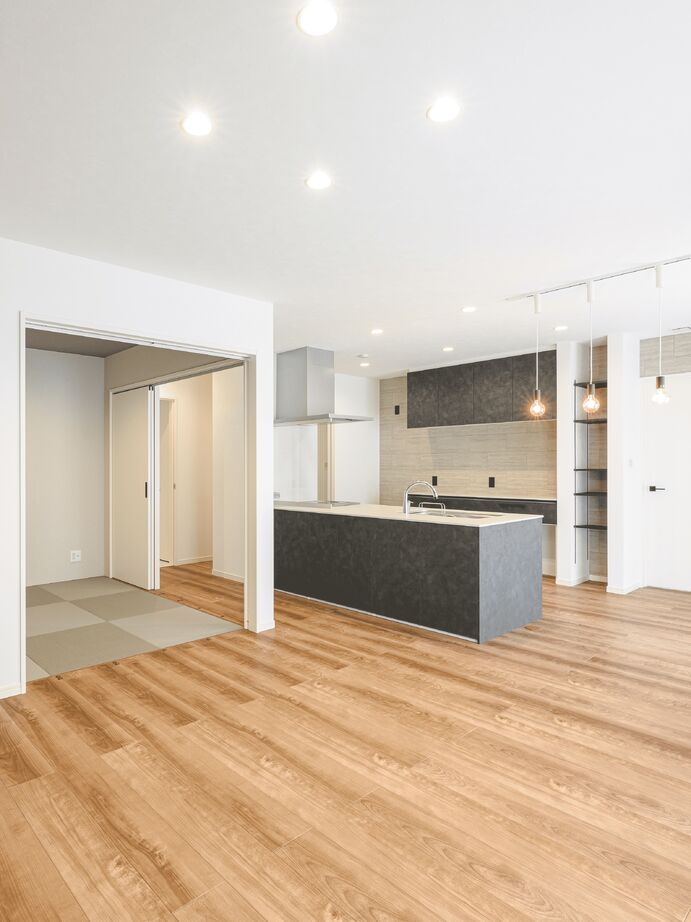 オールハウジング 自然と調和し、家事ラクで暮らす平屋　とにかく時短！家事ラクラク動線ハウスの建築実例画像5