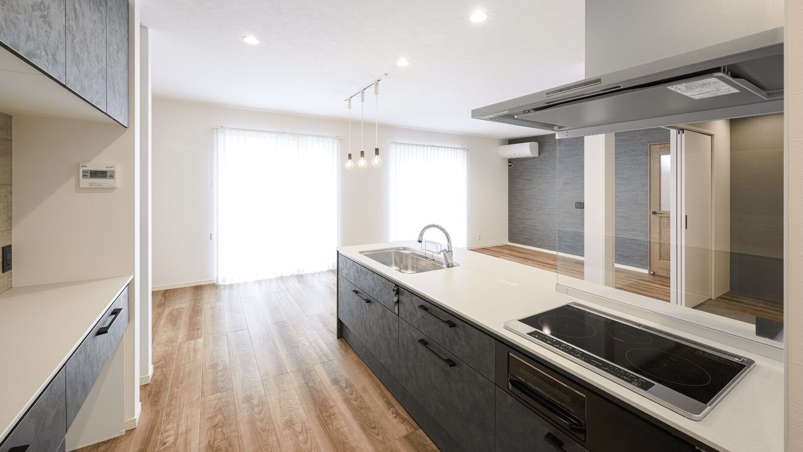 オールハウジング 自然と調和し、家事ラクで暮らす平屋　とにかく時短！家事ラクラク動線ハウスの建築実例画像7