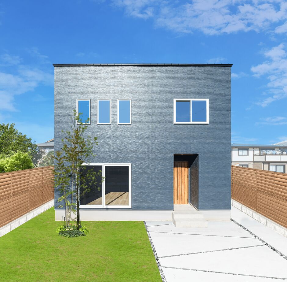 オールハウジング 陽光差し込む明るい箱　リビングにヌックとスキップフロアのある住まいの建築実例画像10