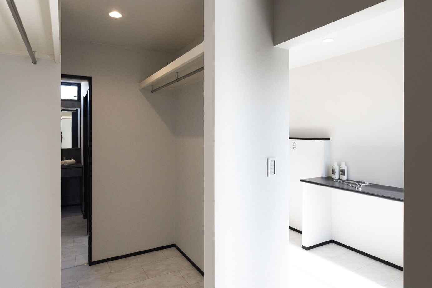 オールハウジング 直線が美しいラグジュアリー×モダン　ガレージハウス　日常に溶け込むプライベートホテル　の建築実例画像7