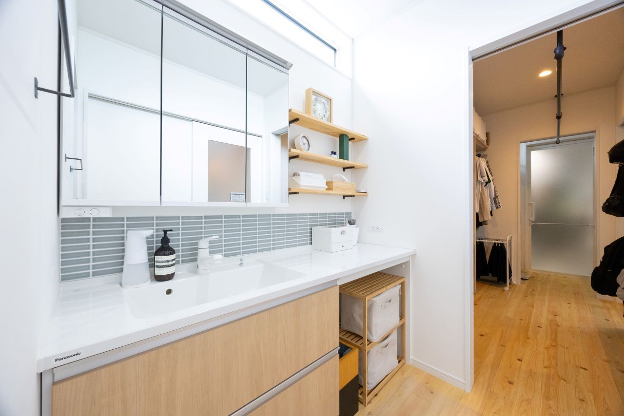 アサヒ開発 【草津市｜子育て｜間取り図あり】回遊動線でぐるぐるつながる、暮らしやすく、楽しい間取りの建築実例画像6