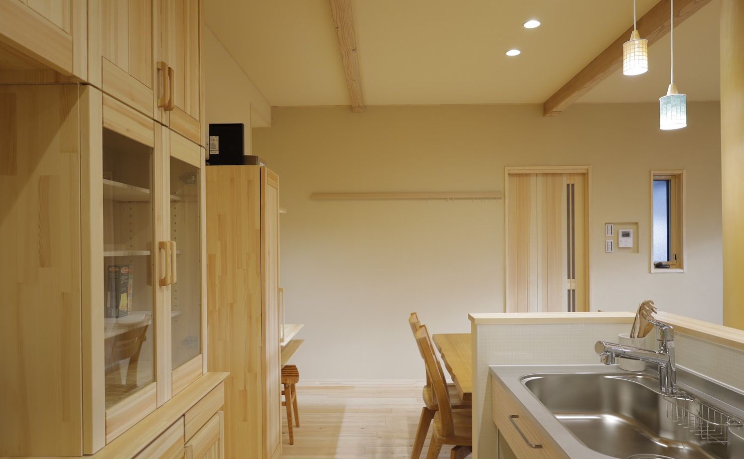 アサヒ開発 【滋賀県栗東市｜平屋風｜間取り図あり】自然素材たっぷり！のびのびと子育てができる、開放的な住まいの建築実例画像8