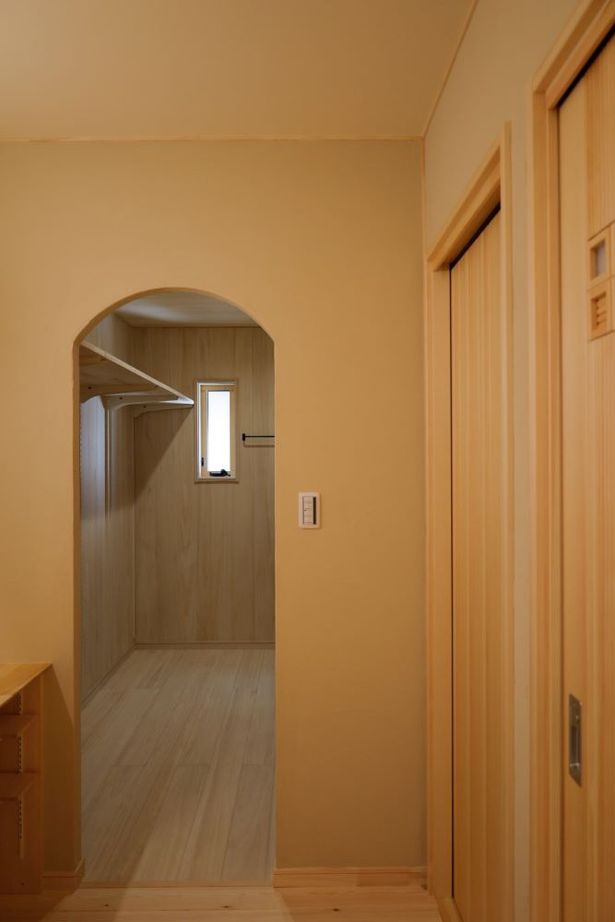 アサヒ開発 【滋賀県栗東市｜平屋風｜間取り図あり】自然素材たっぷり！のびのびと子育てができる、開放的な住まいの建築実例画像11