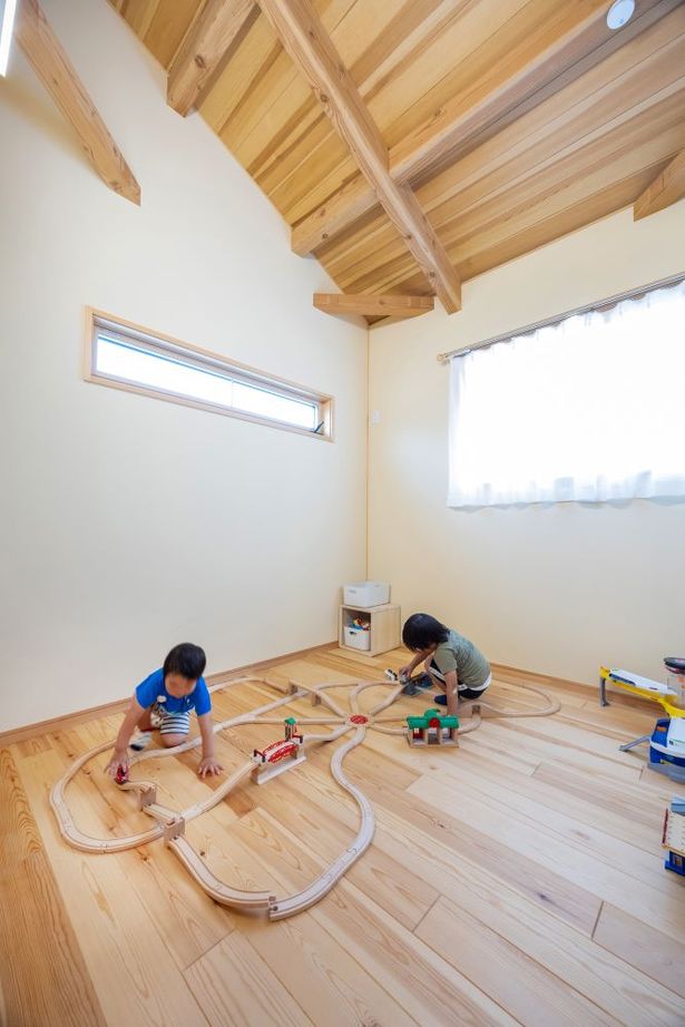 アサヒ開発 【滋賀県栗東市｜平屋風｜間取り図あり】自然素材たっぷり！のびのびと子育てができる、開放的な住まいの建築実例画像16