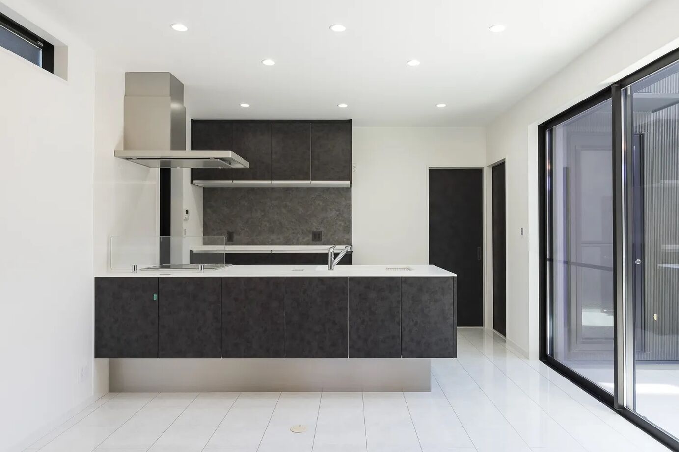 サイエンスＬＤホーム 【兵庫県/2000万円台】ホテルライクな洗練された暮らしができる邸宅の建築実例画像4