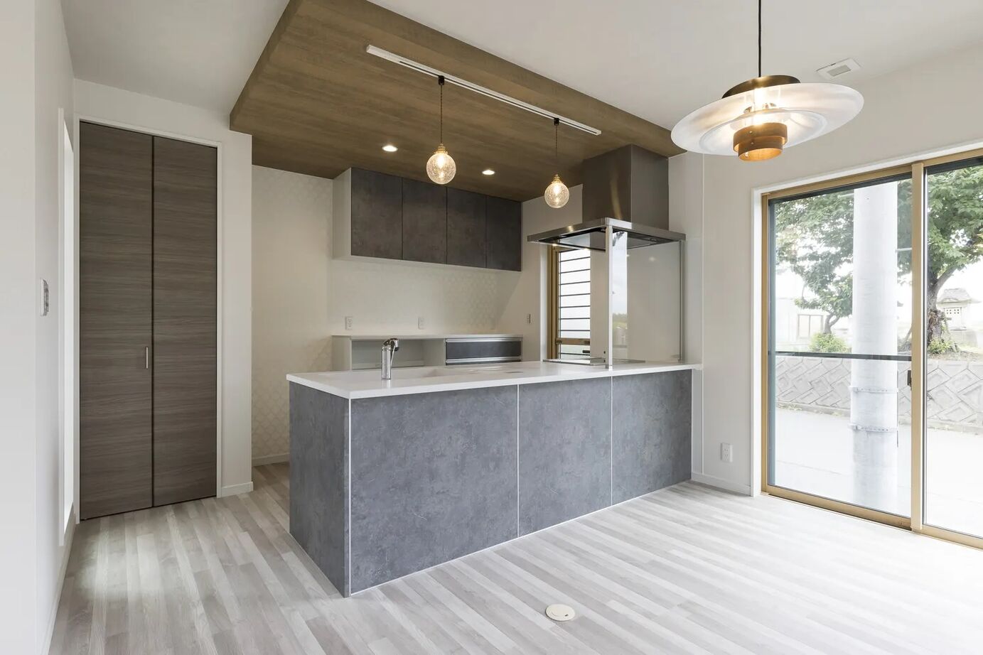 サイエンスＬＤホーム 【兵庫県/2000万円台/3人家族】中庭と吹抜けが魅力のナチュラルモダンなお家の建築実例画像6