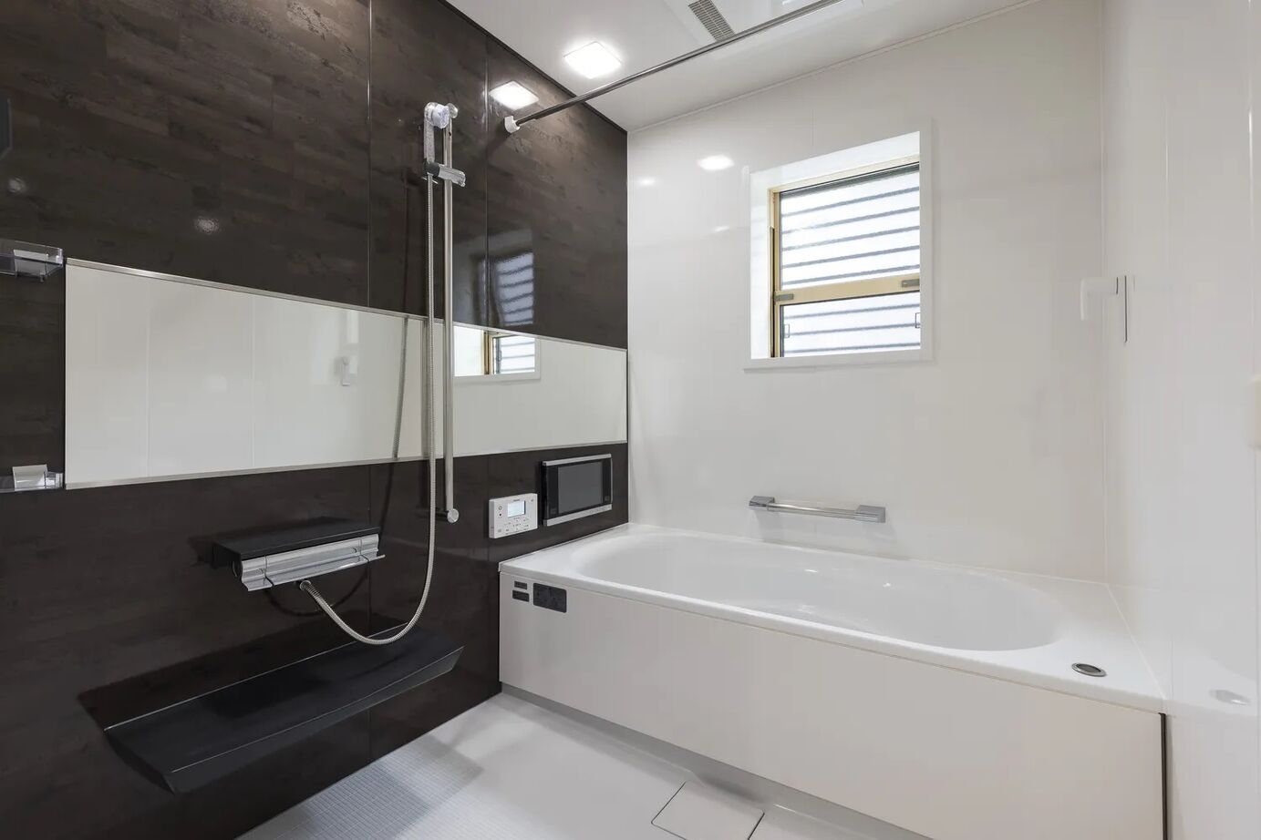 サイエンスＬＤホーム 【兵庫県/2000万円台/3人家族】中庭と吹抜けが魅力のナチュラルモダンなお家の建築実例画像10