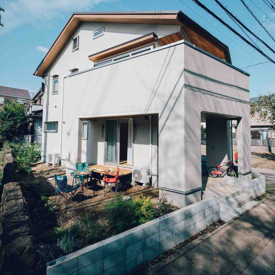 スタジオCoCo-Li 一級建築士事務所 【2000万円台|20坪台|間取|ロフト|バルコニー】無垢の床で素足が気持ち良い 子供の遊び心がくすぐられる家の建築実例画像6